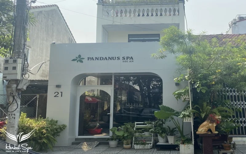 Pandanus Spa的室外空间
