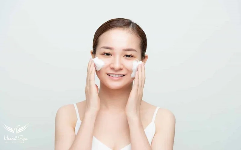 外用薬を使用したニキビ治療は、最初のステップ