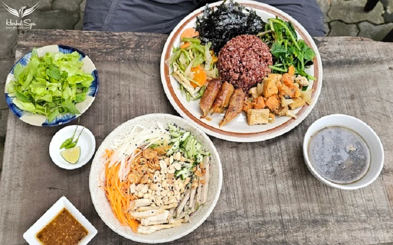 Bảo Anのダナンのベジタリアン 料理の特別な点は、常に新しいものを創造していること