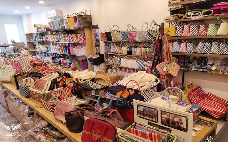 ホアリー ダナンは、特に日本人旅行者に人気のあるお店