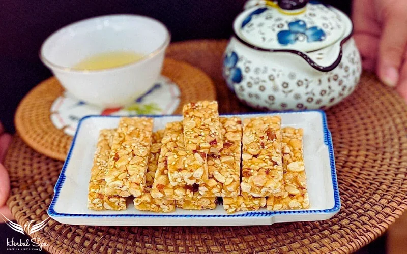 白ゴマピーナッツキャンディーはダナンの特産お菓子
