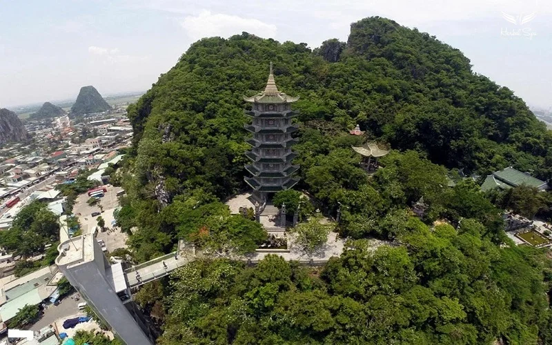 ダナン 五行 山を訪れるなら、まず外せないのが水山（Thủy Sơn）