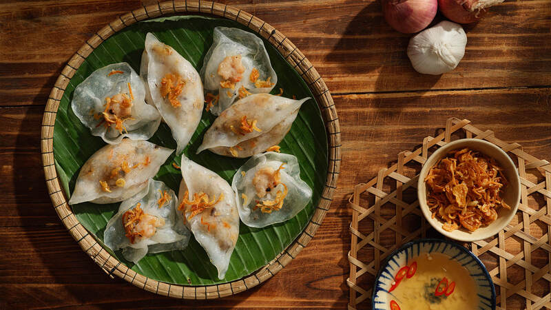 White Rose dumplings (Bánh vạc Hội An)
