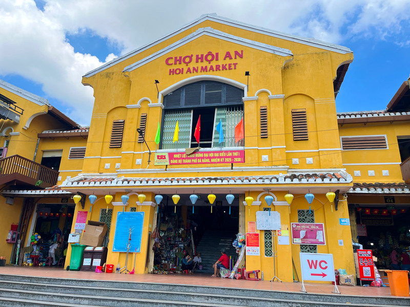Hoi An Market in Ancient Town
