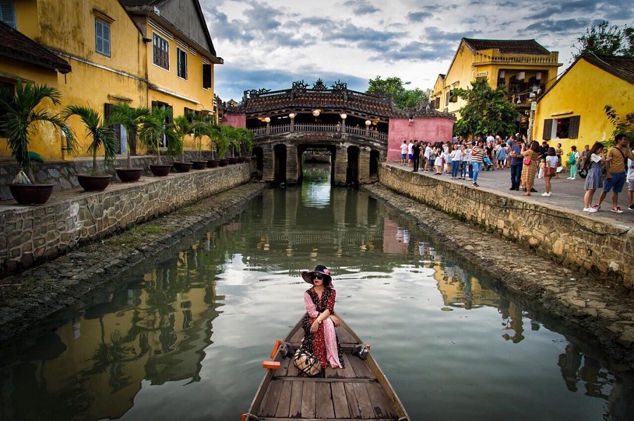 About Japanese Bridge in Hoi An