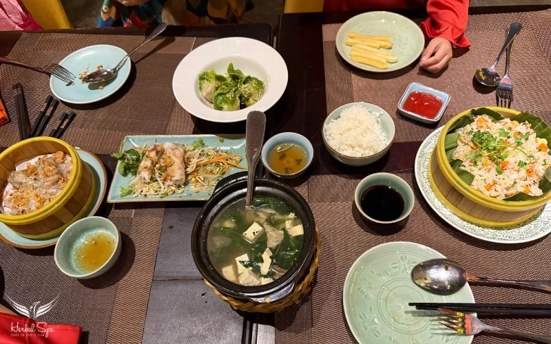 V Vegan – Vegan Cafe & Restaurant