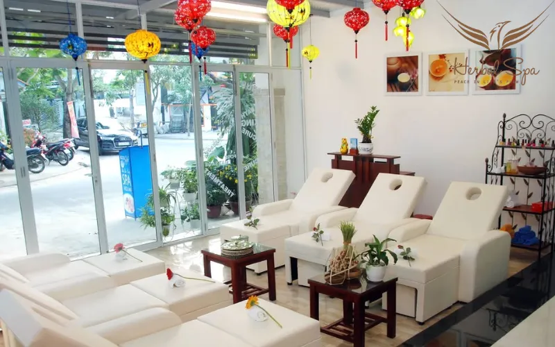 spa massage hoi an