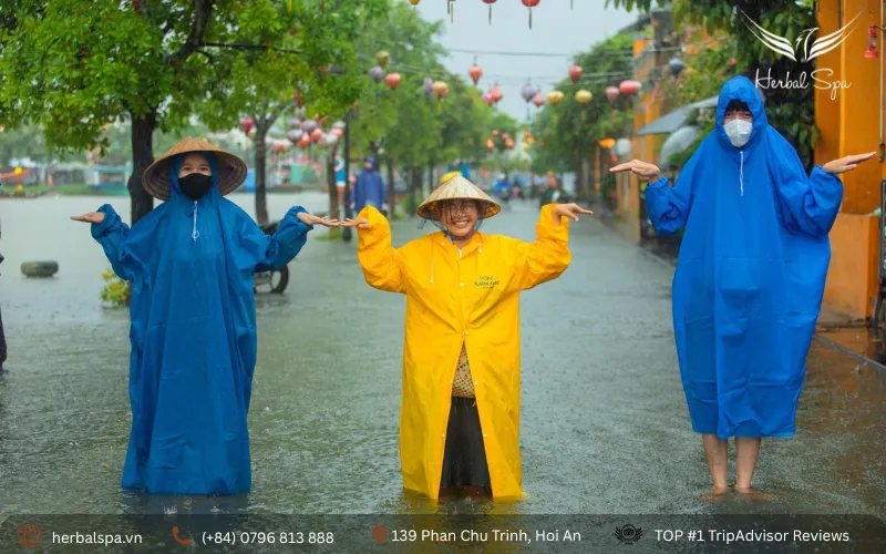 when is the best time to visit hoi an