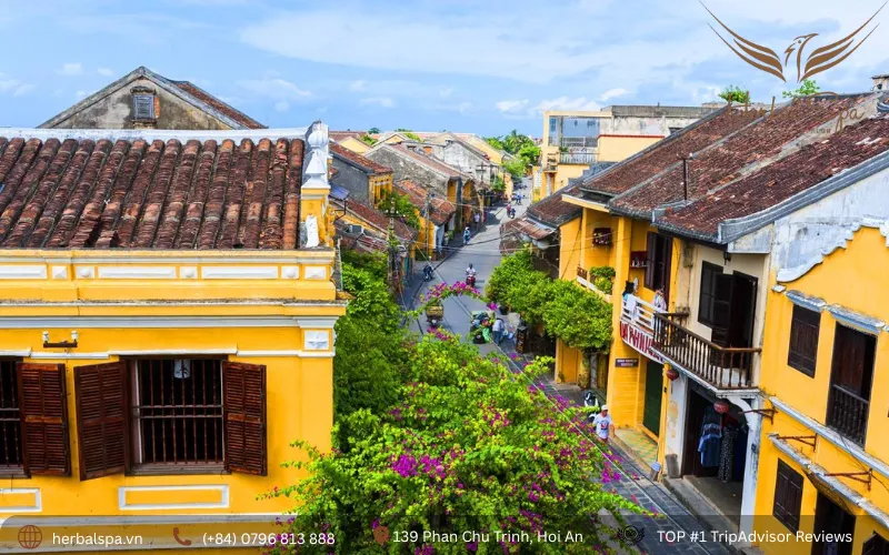 best time to visit danang hoi an and hue