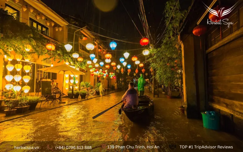 best time of year to visit hoi an