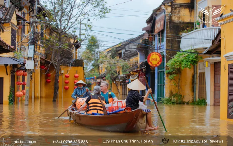 hoi an weather by month