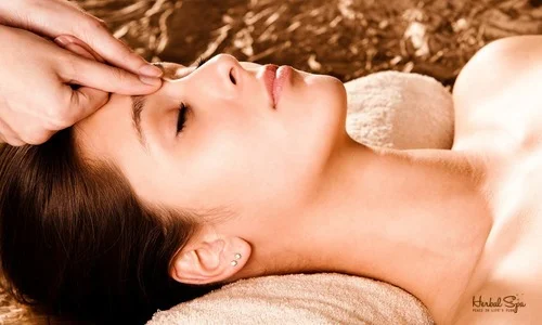 Head and neck massage in body massage steps
