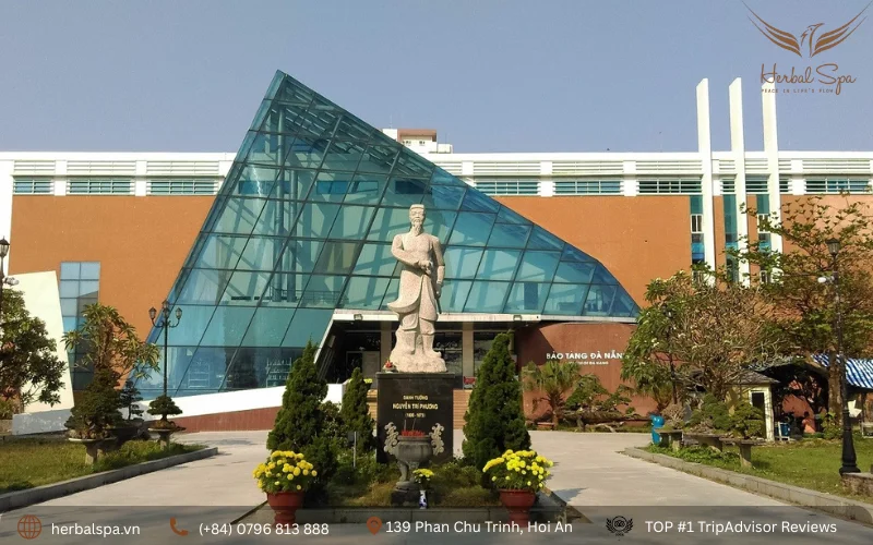 Indoor things must to do in Da Nang for who loves Viet Nam cultural