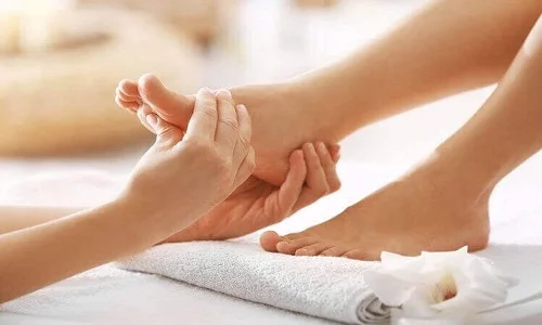 Массаж ног в Дананге улучшает кровообращение и помогает вам почувствовать себя бодрым и отдохнувшим