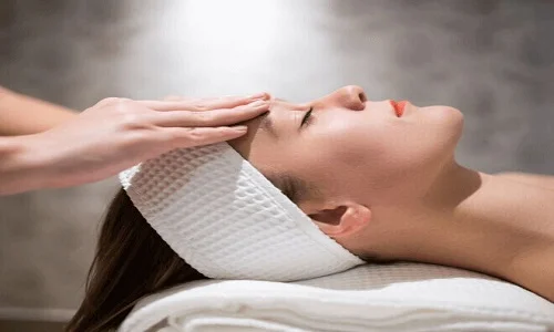 Effective methods of face massage danang
