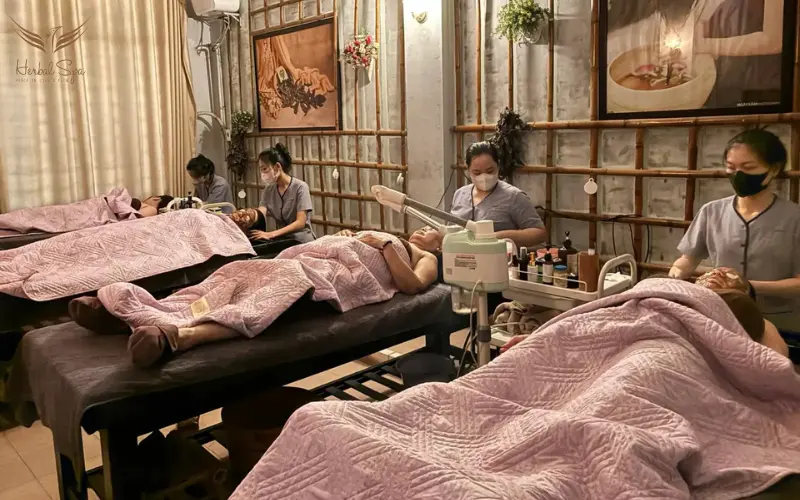 Gội đầu dưỡng sinh mẹ Ken Đà Nẵng