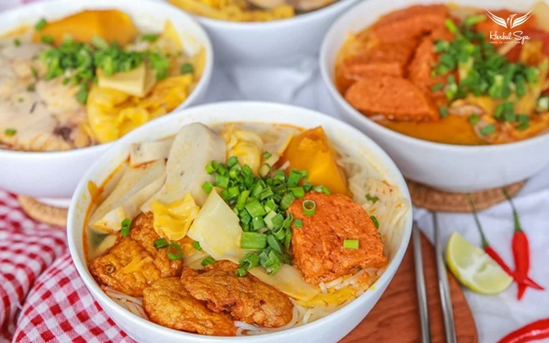 다낭 헌 분짜까는 깊은 풍미와 조화로운 맛으로 유명한 분짜 맛집