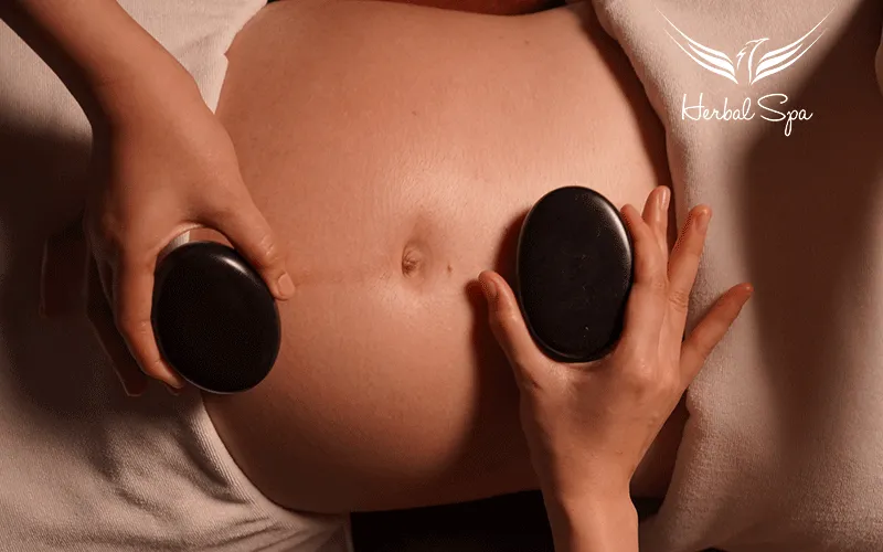 relaxing hot stone massage