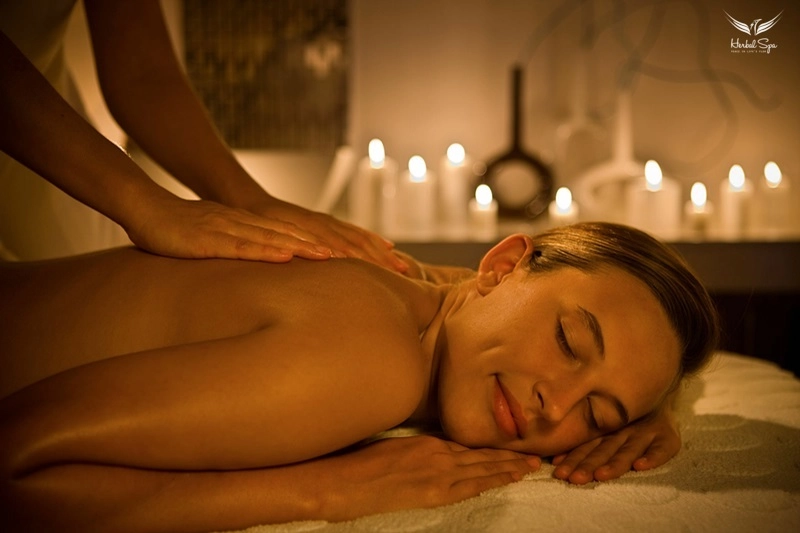 Herbal Spa Hoi Anのオリジナルトリートメント紹介