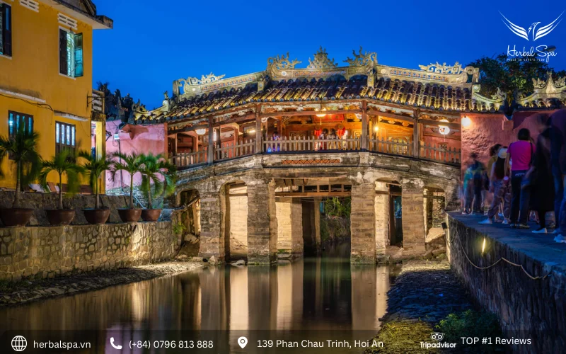 japanese covered bridge hoi an