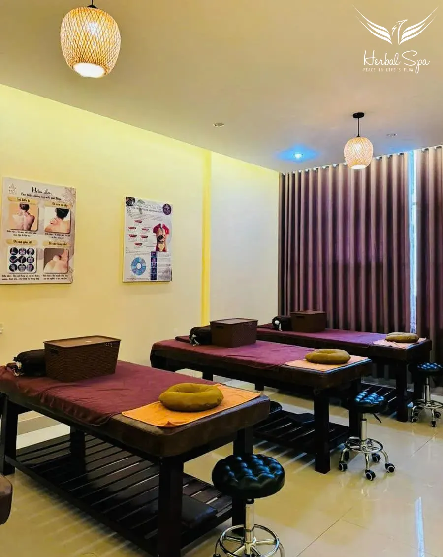 Hồi Spa - Spa Đông Y massage trị liệu cổ vai gáy hiệu quả tại Đà Nẵng