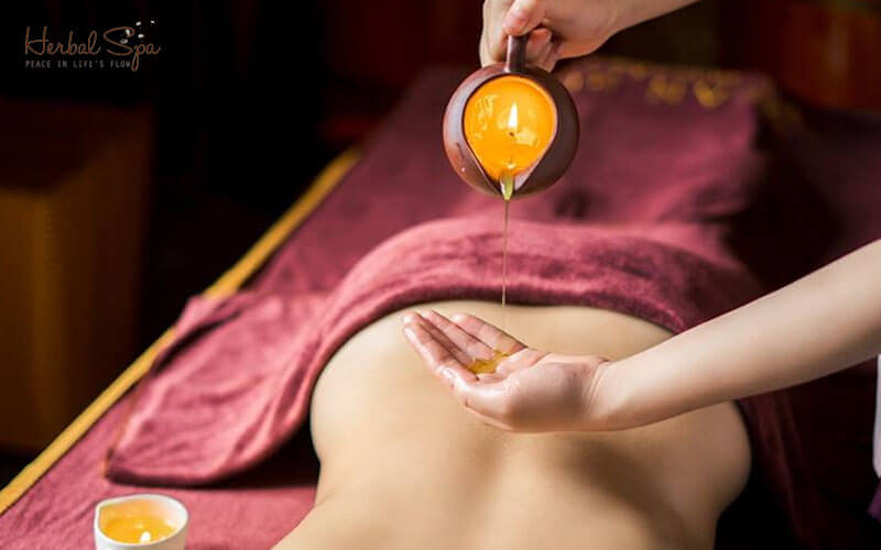 Chuyên viên massage giàu kinh nghiệm cho hiệu quả trị liệu cao