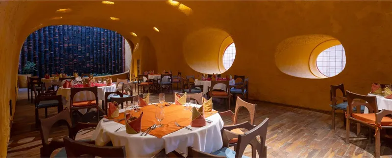 Không gian nhà hàng độc đáo, ấn tượng với khách hàng