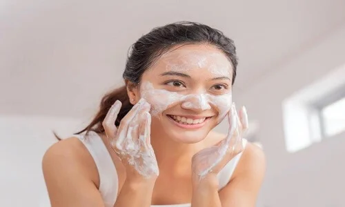 Double cleansing: first step in a 7-step skin care routine