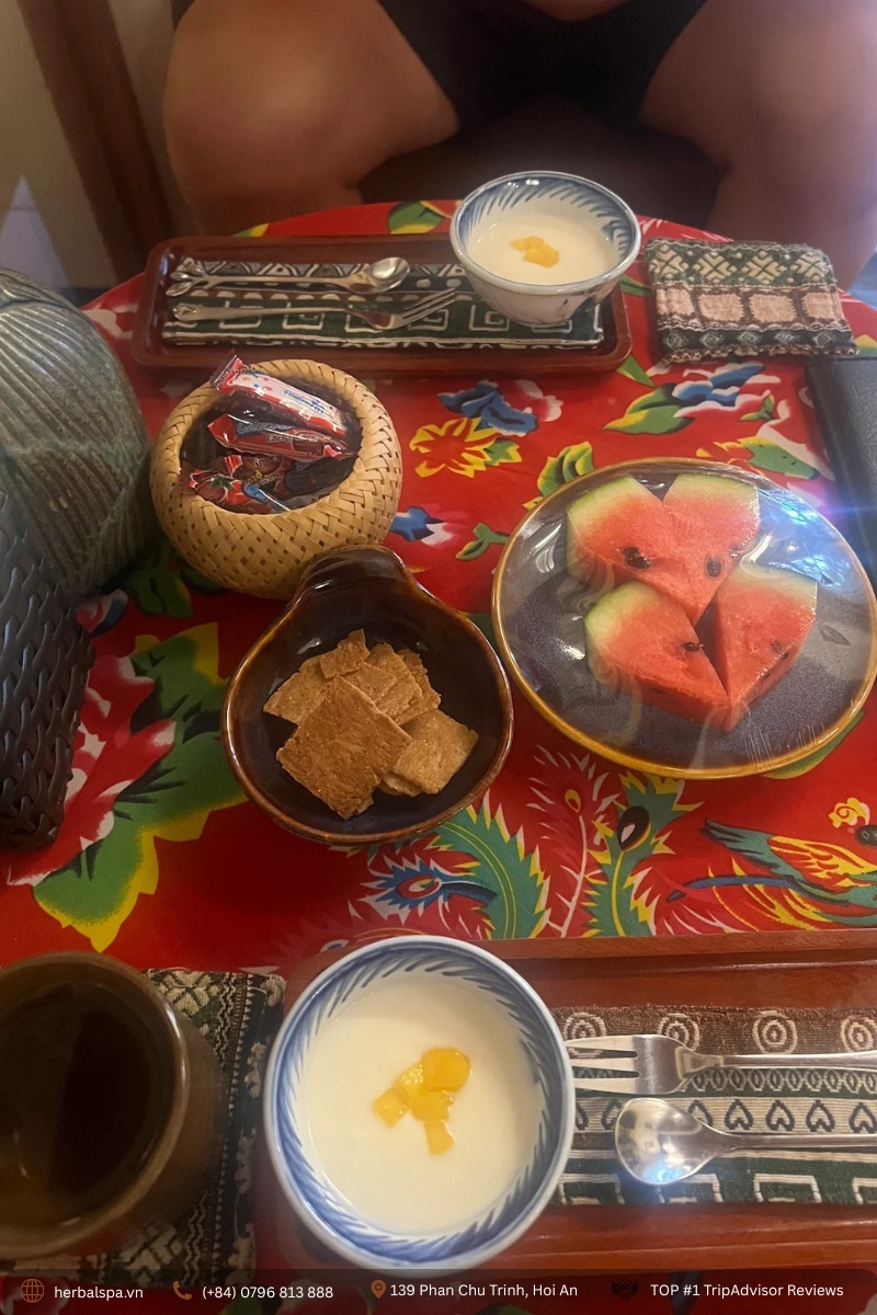 My dessert was served by the spa after the massage