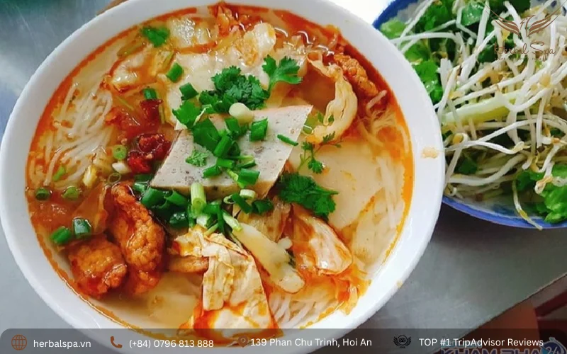 Famous food in Da Nang