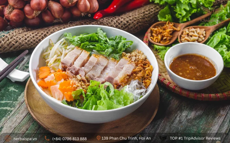 Must-try Da Nang foods