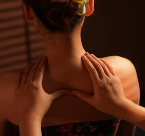 Mở Nhịp Vai Cổ