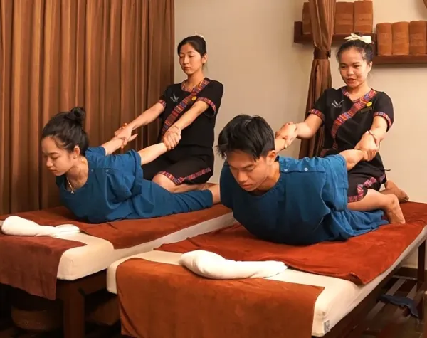 Chăm sóc cặp đôi