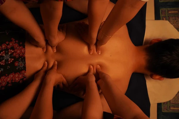 エイトハンドマッサージ